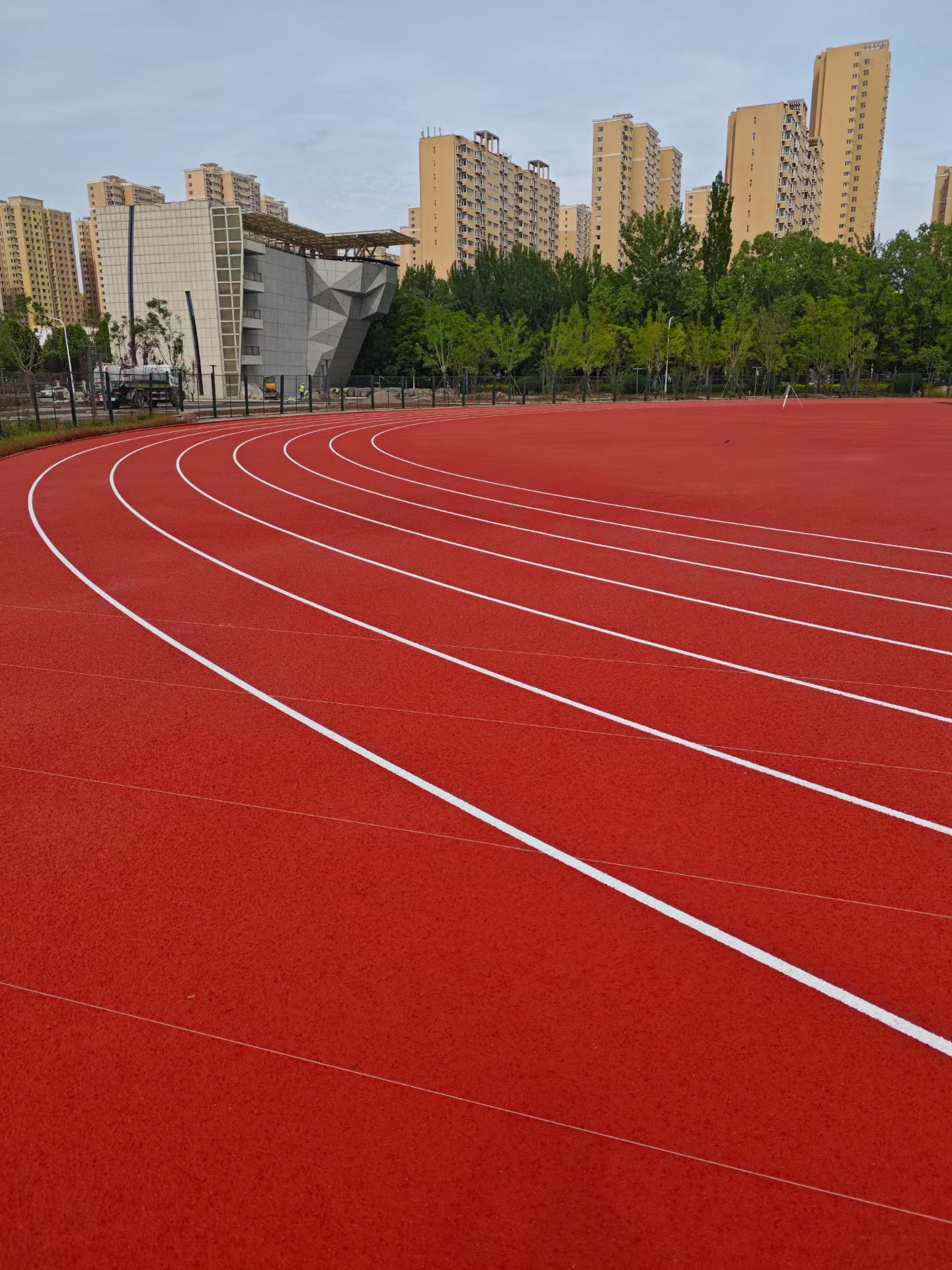 菏泽市塑胶颗粒预制型跑道 - 厂家